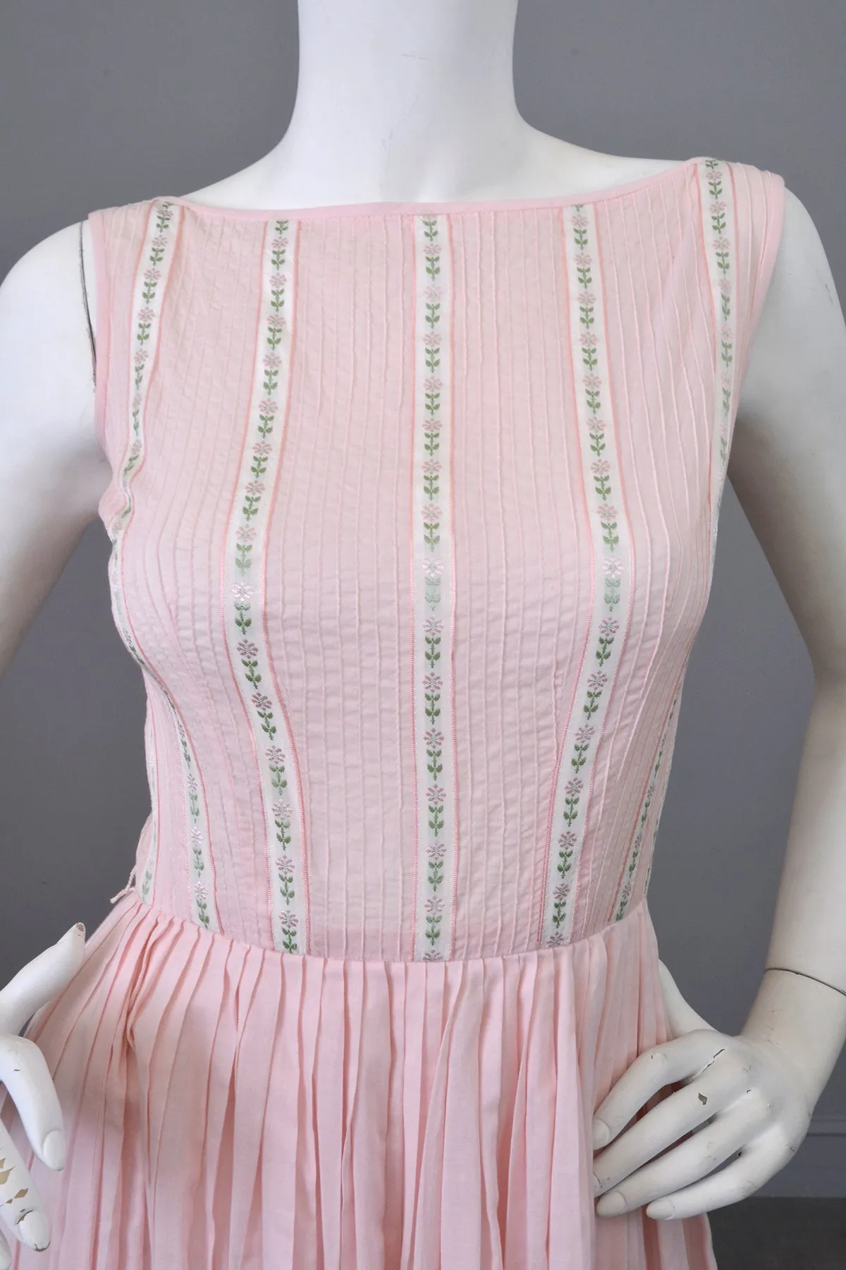 1950s 60s Pale Pink Ribbon Trim Summer Dress | XXS