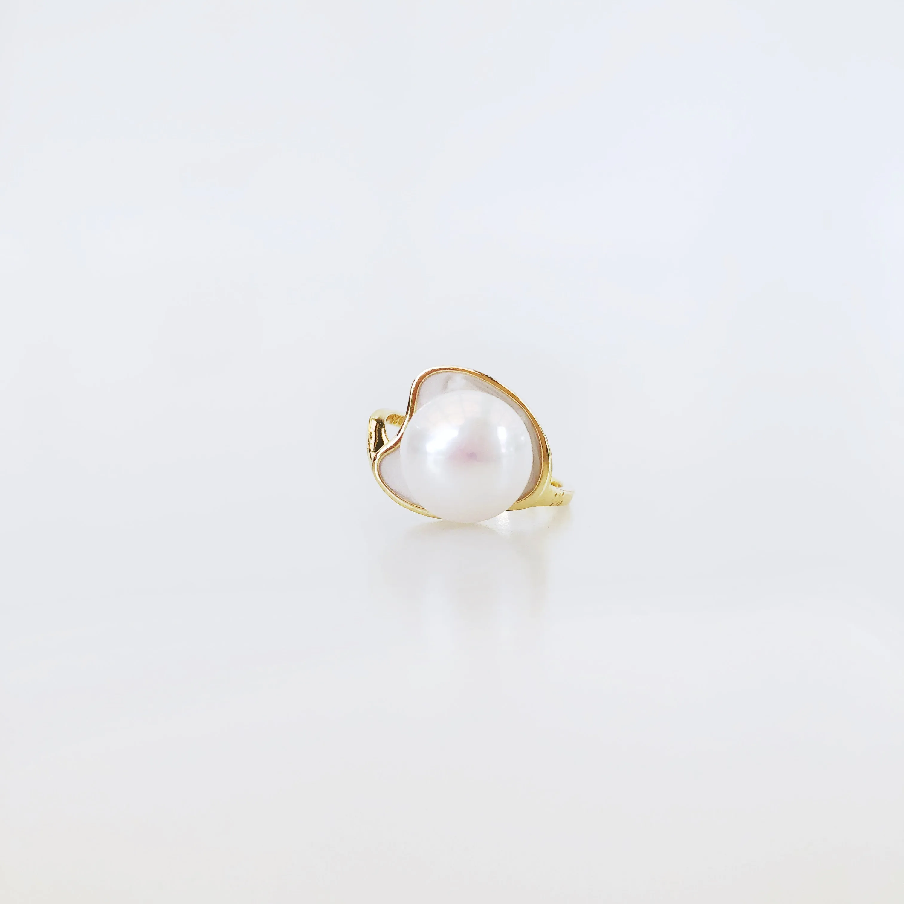 Adjustable White Enamel Pearl Ring