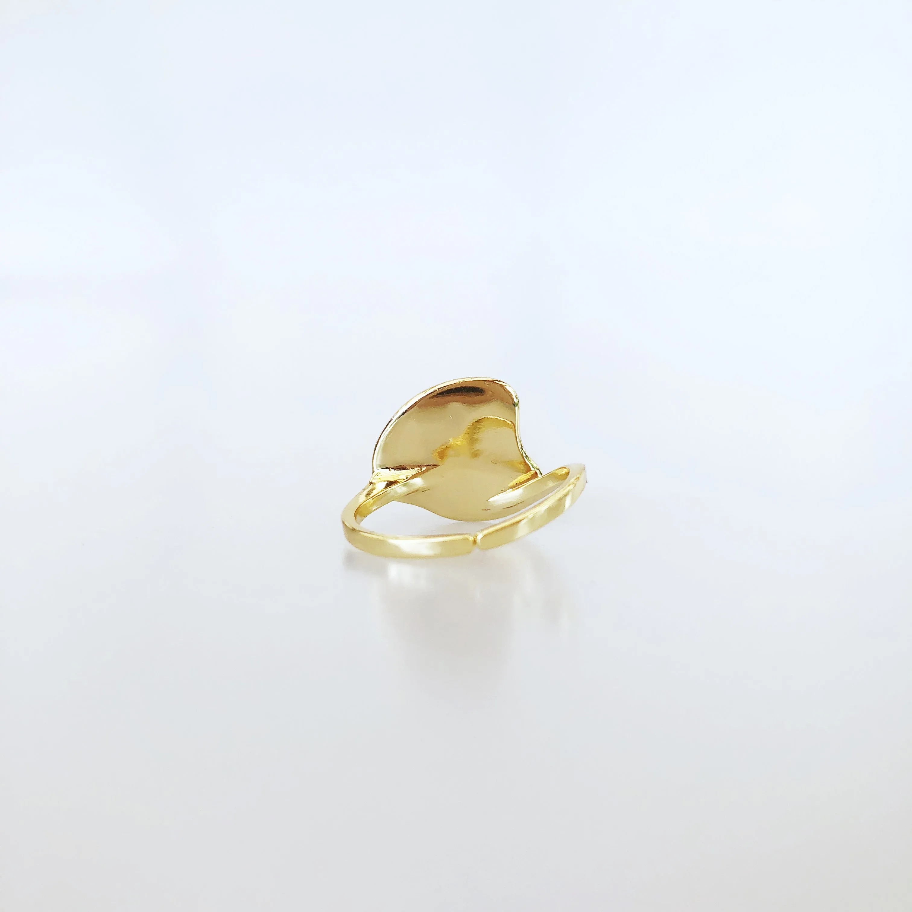 Adjustable White Enamel Pearl Ring