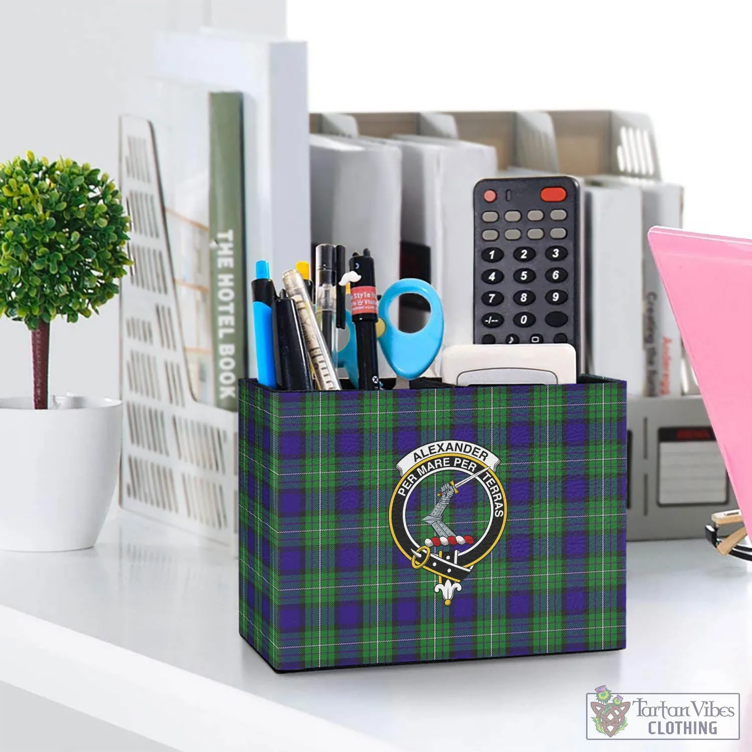 Alexander Tartan Pen Holder with Family Crest