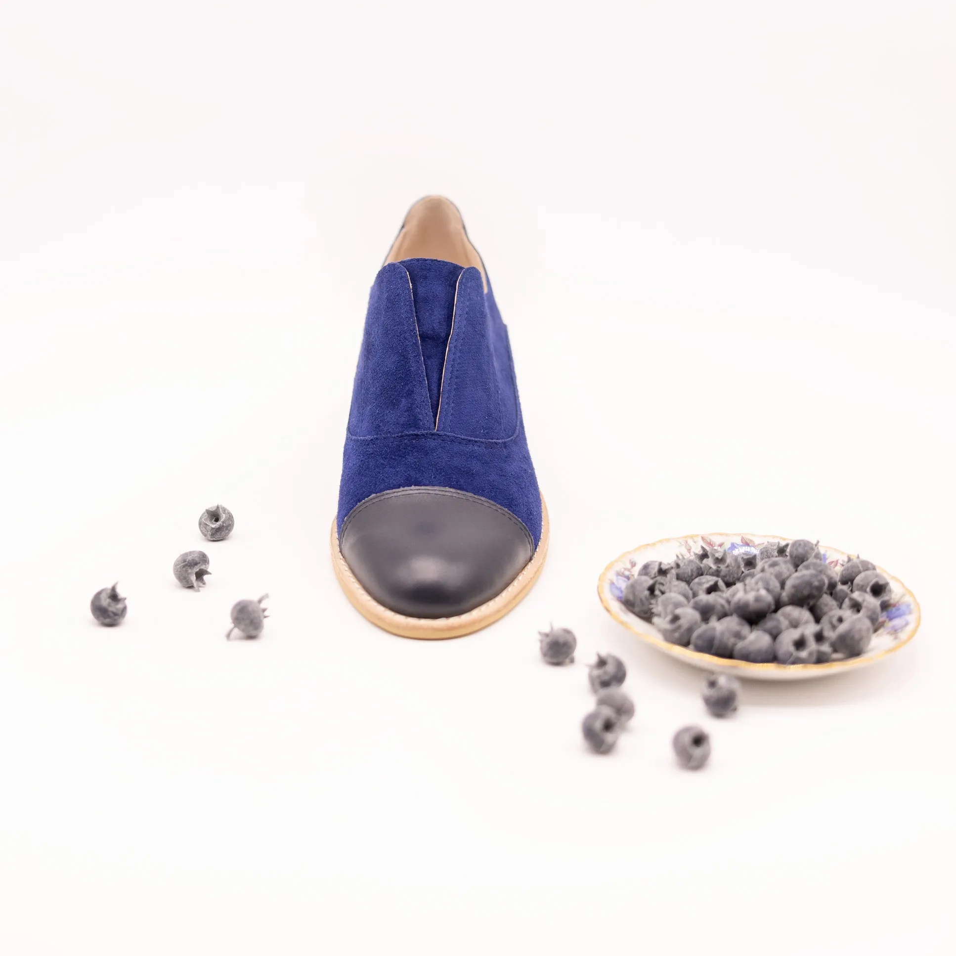 BLUEBERRY DELIGHT Suede Oxfords