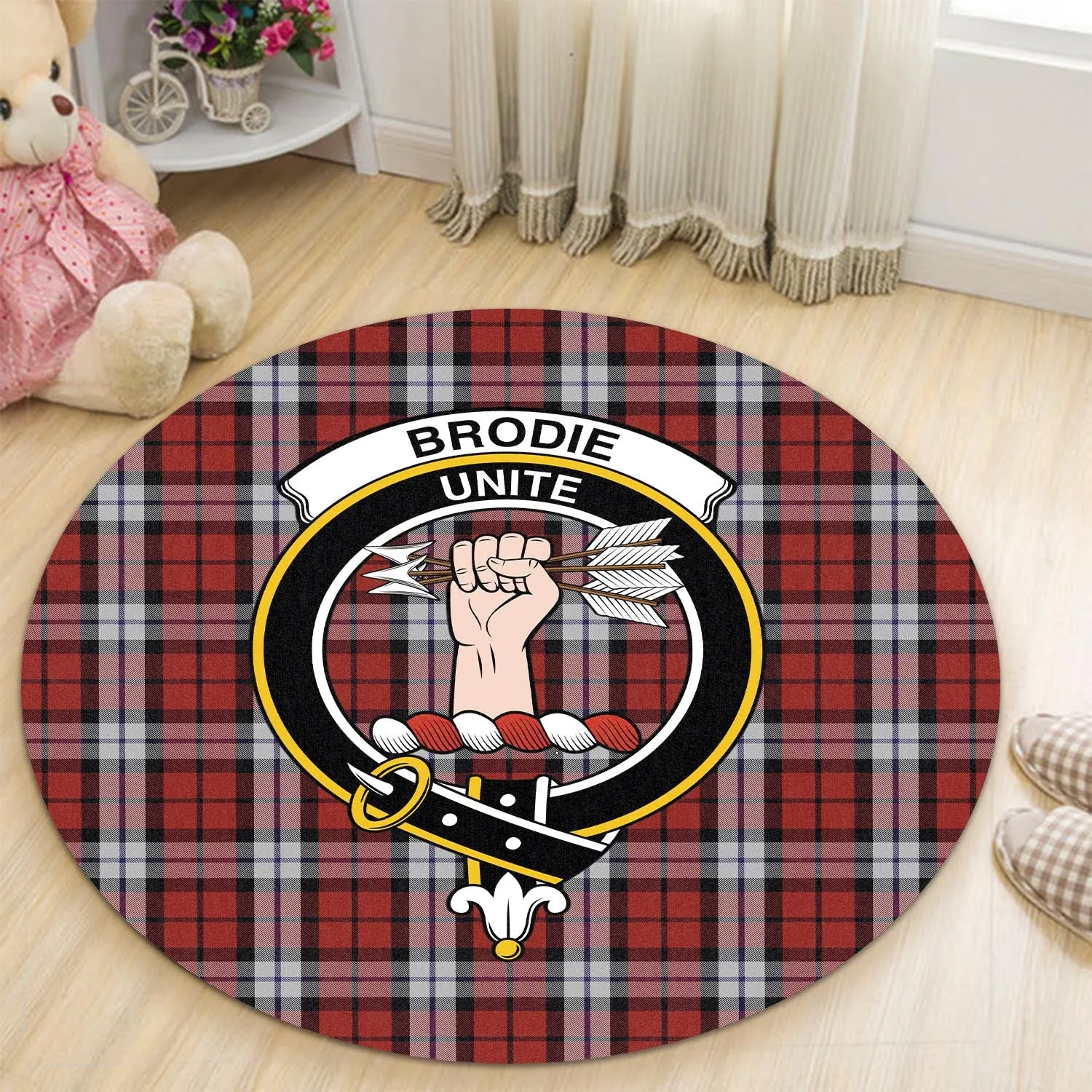 Brodie Dress Tartan Round Rug with Family Crest