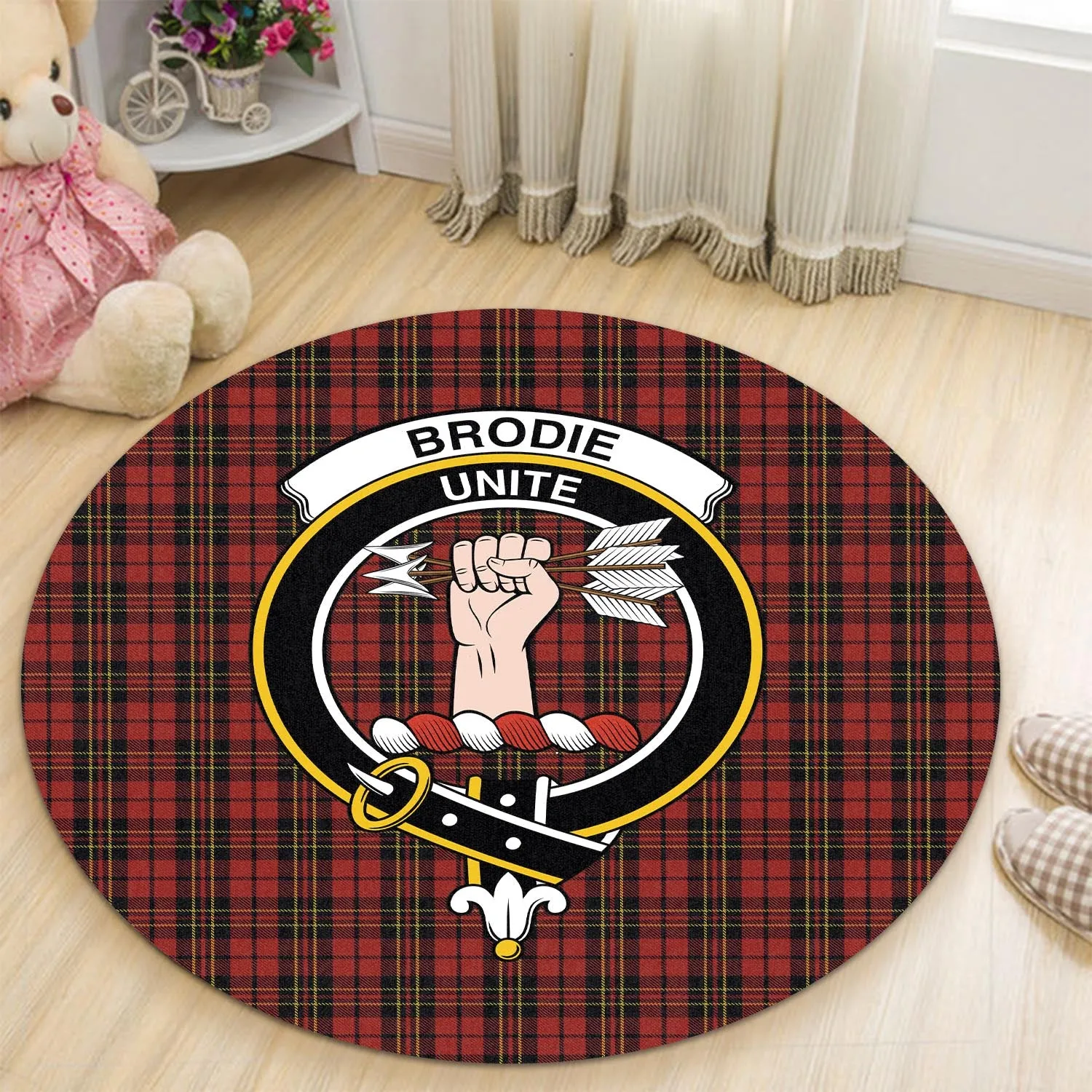 Brodie Tartan Round Rug with Family Crest