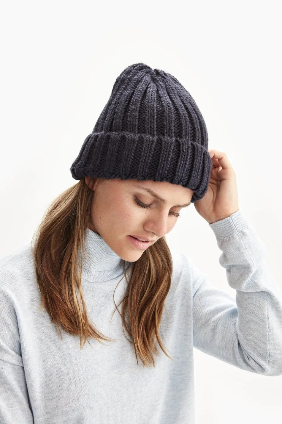 CHUNKY KNITWEAR  BEANIE