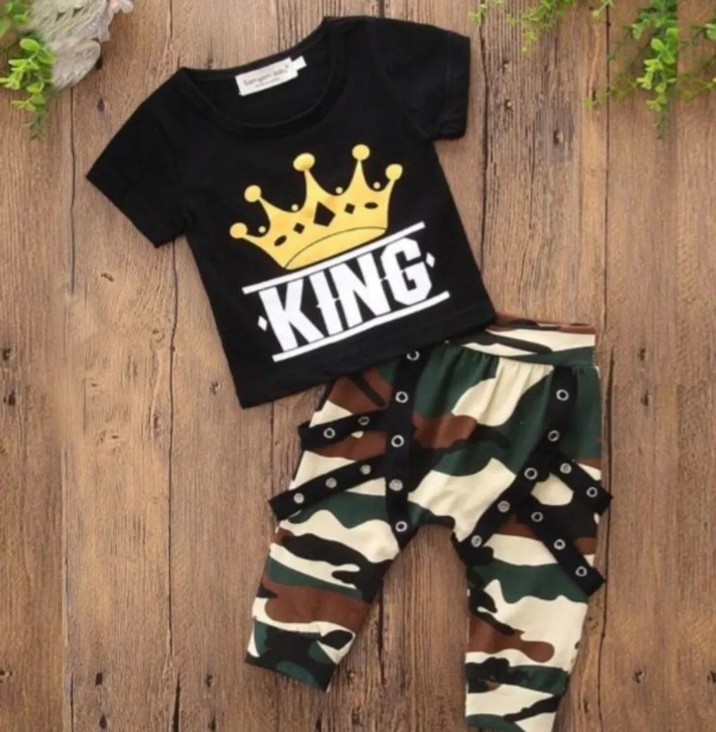 King T-shirt and Camo Pants #200043