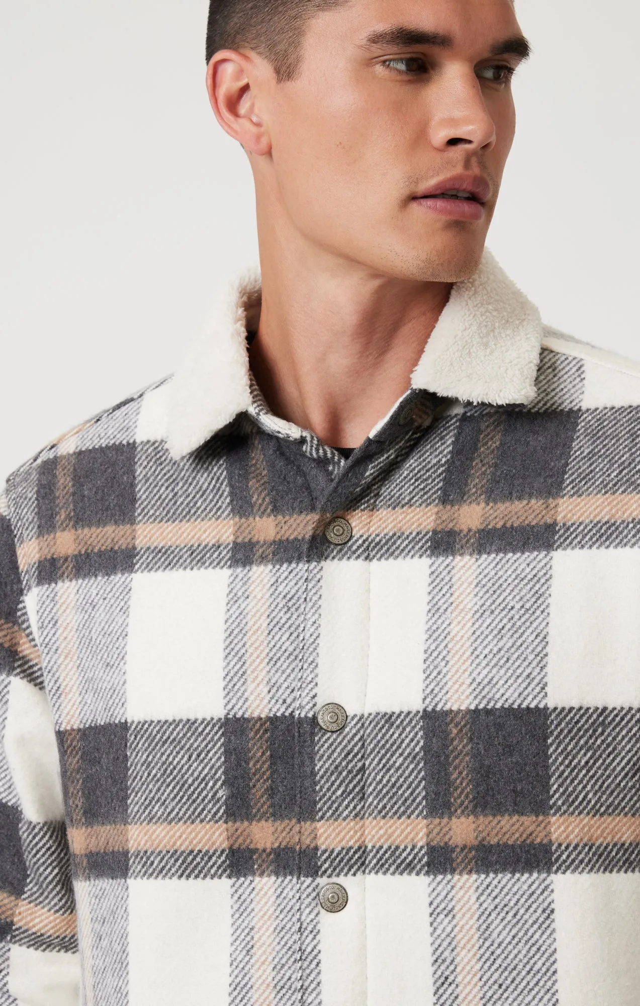 PLAID SHACKET IN GRAY CHECK