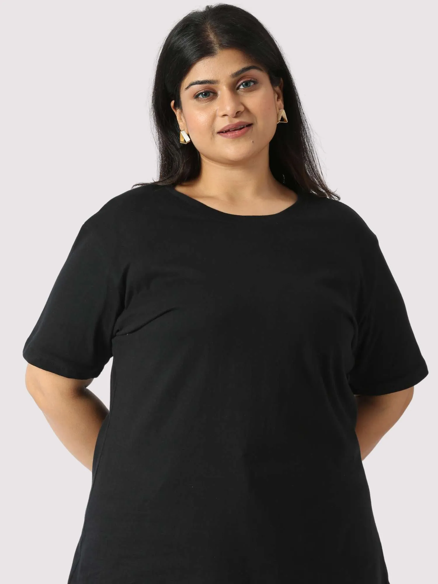 Rich Black Round Neck T Shirt Women's Plus Size