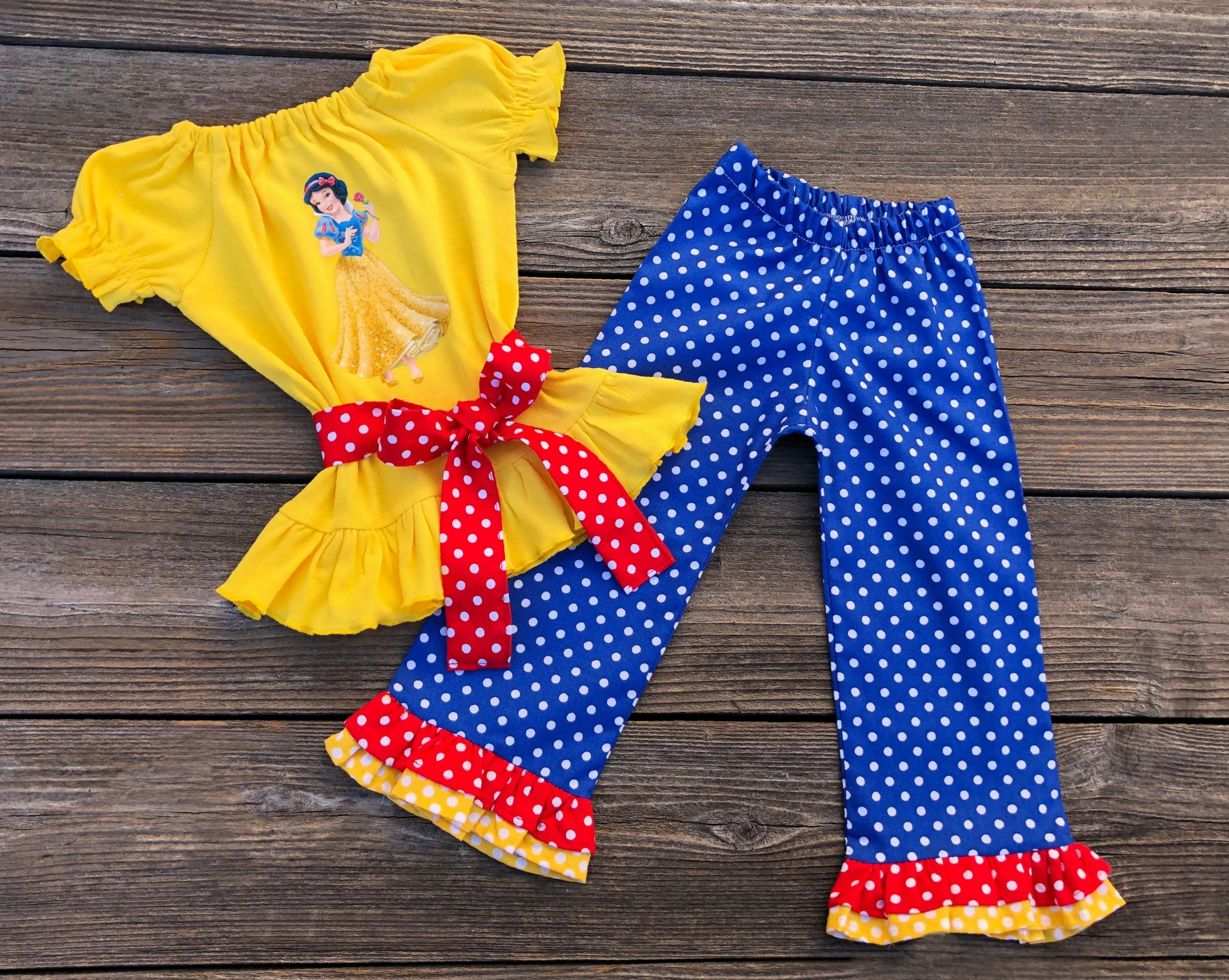 Snow White Girl Top & Ruffled Pants Outfit