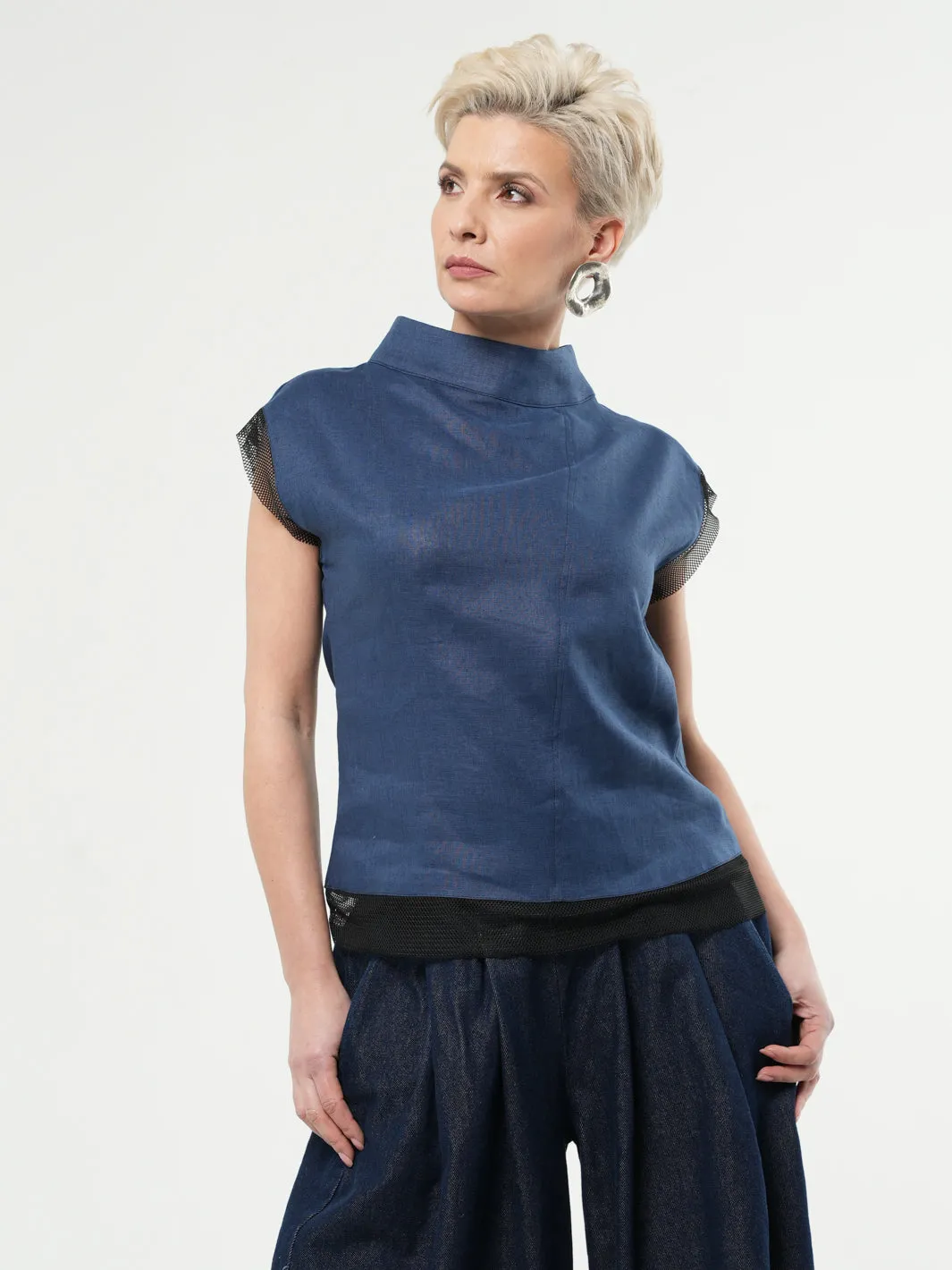 Turtleneck Linen Top In Black