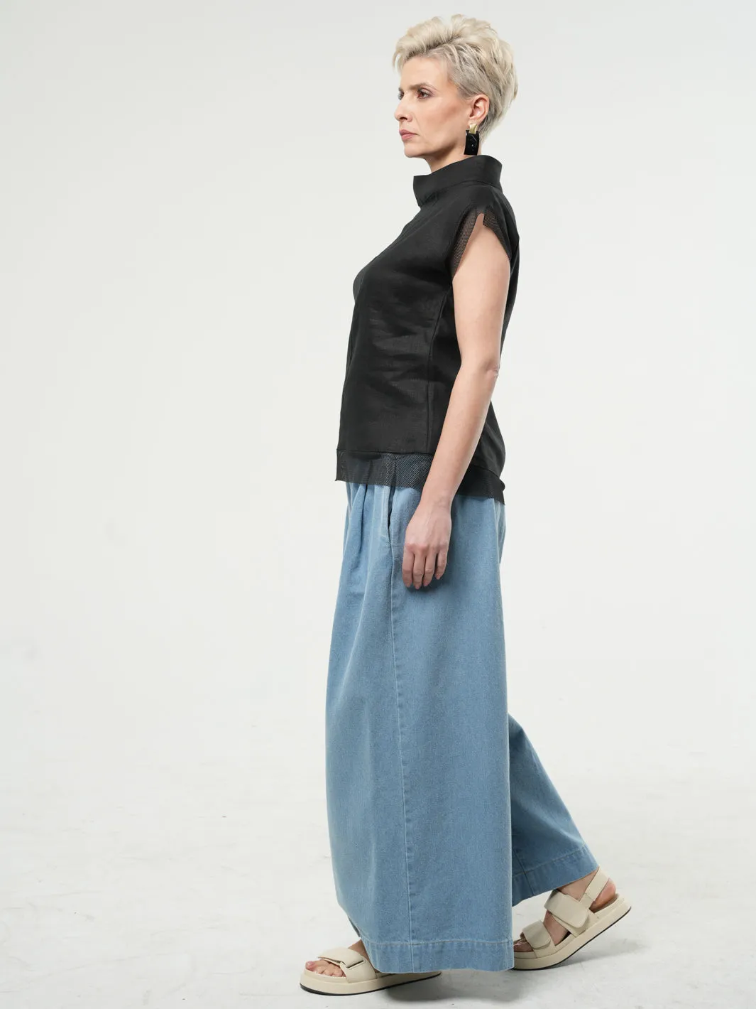 Turtleneck Linen Top In Black