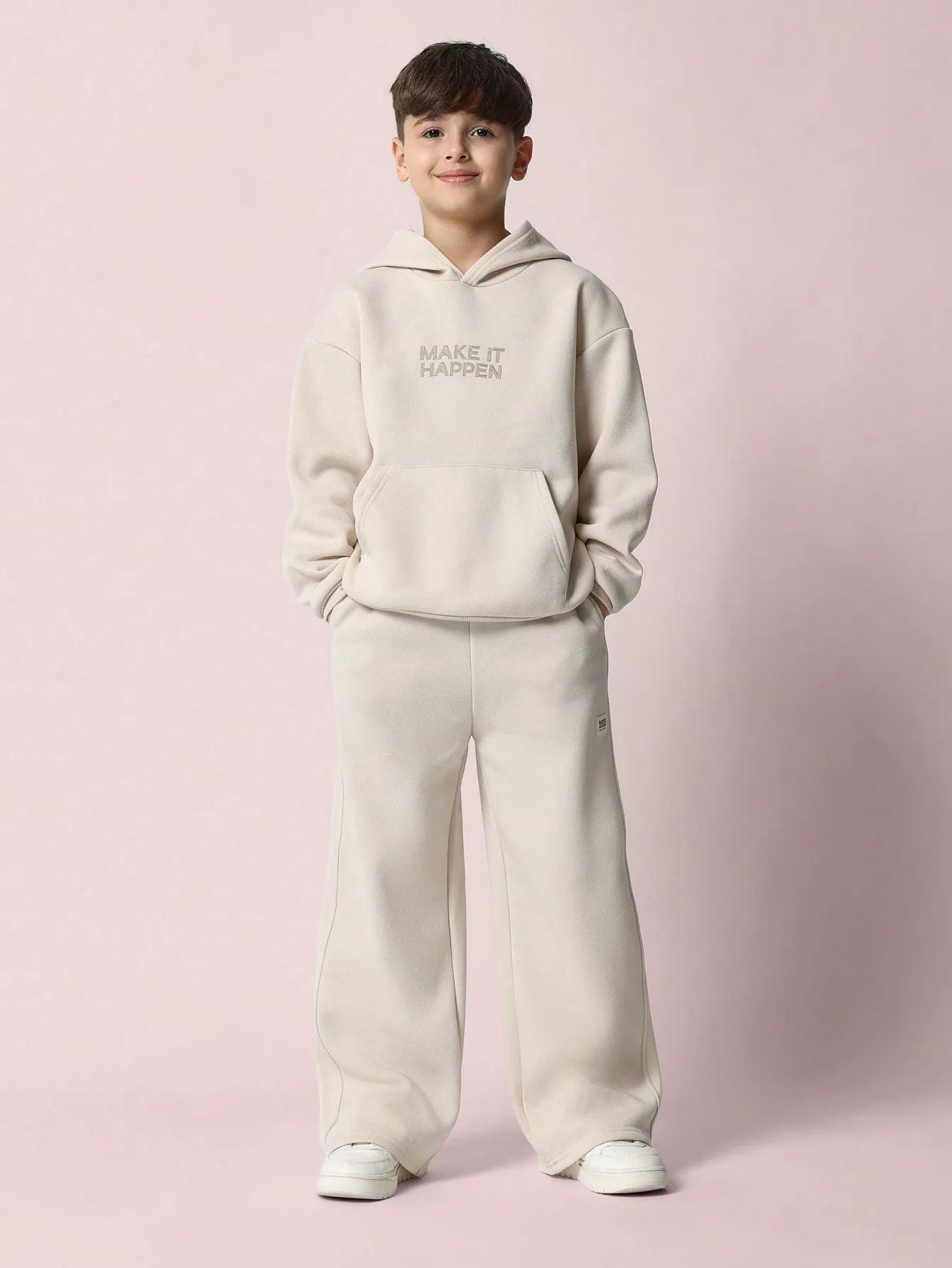 Tween Boys Comfy Regular Fit Overhead Hoodie With Embroidery And Straight Fit Sweatpants 2 Piece Set