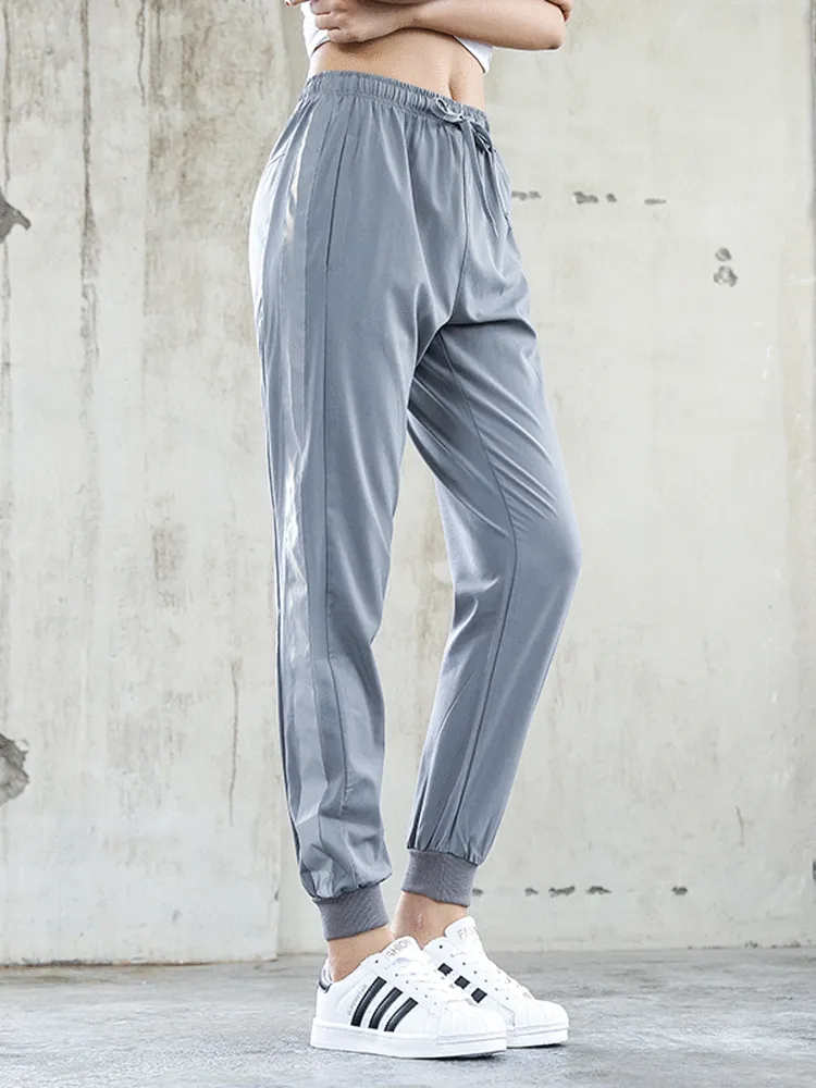 Women Sweatpants Ultralight, Reflective - One Stroke on Side